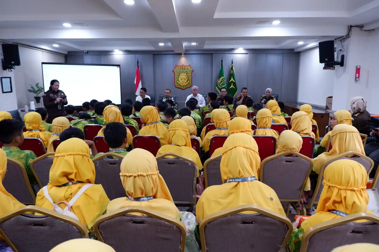 Di hadapan Murid SD Islam Al Akbar Mojokerto, Puspenkum Perkenalkan Kejaksaan Sejak Usia Dini