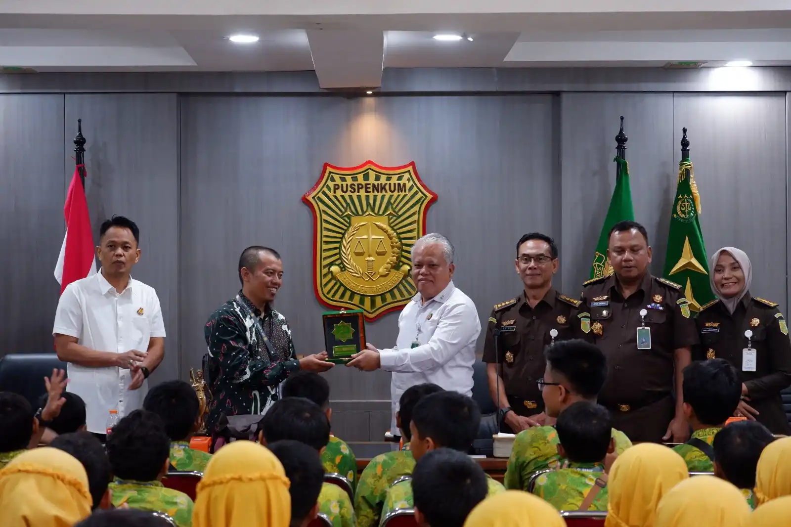 Di hadapan Murid SD Islam Al Akbar Mojokerto, Puspenkum Perkenalkan Kejaksaan Sejak Usia Dini