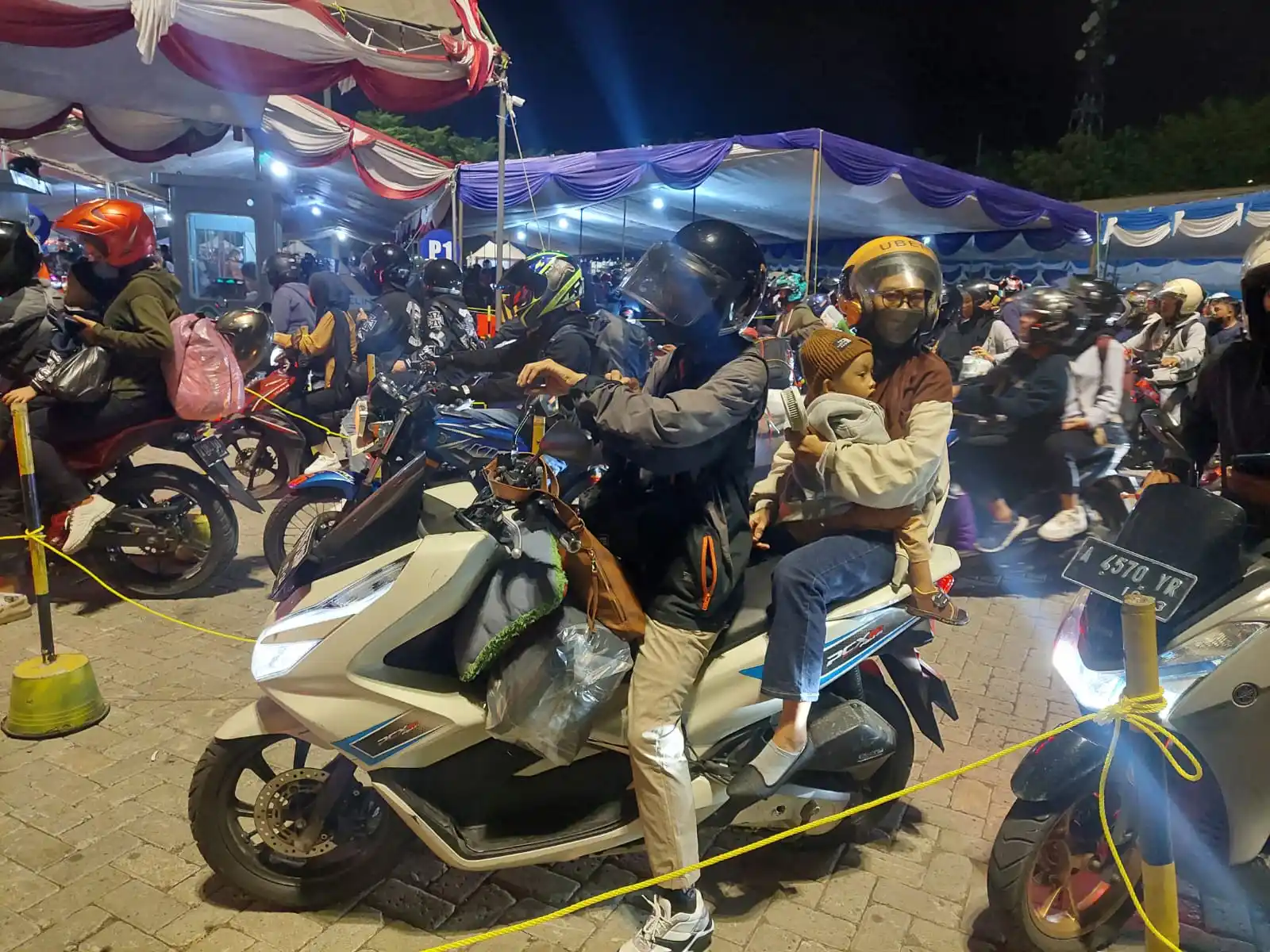 Libur Nataru, Pemudik Diminta Tak Terjebak Harga Sewa Bus Murah
