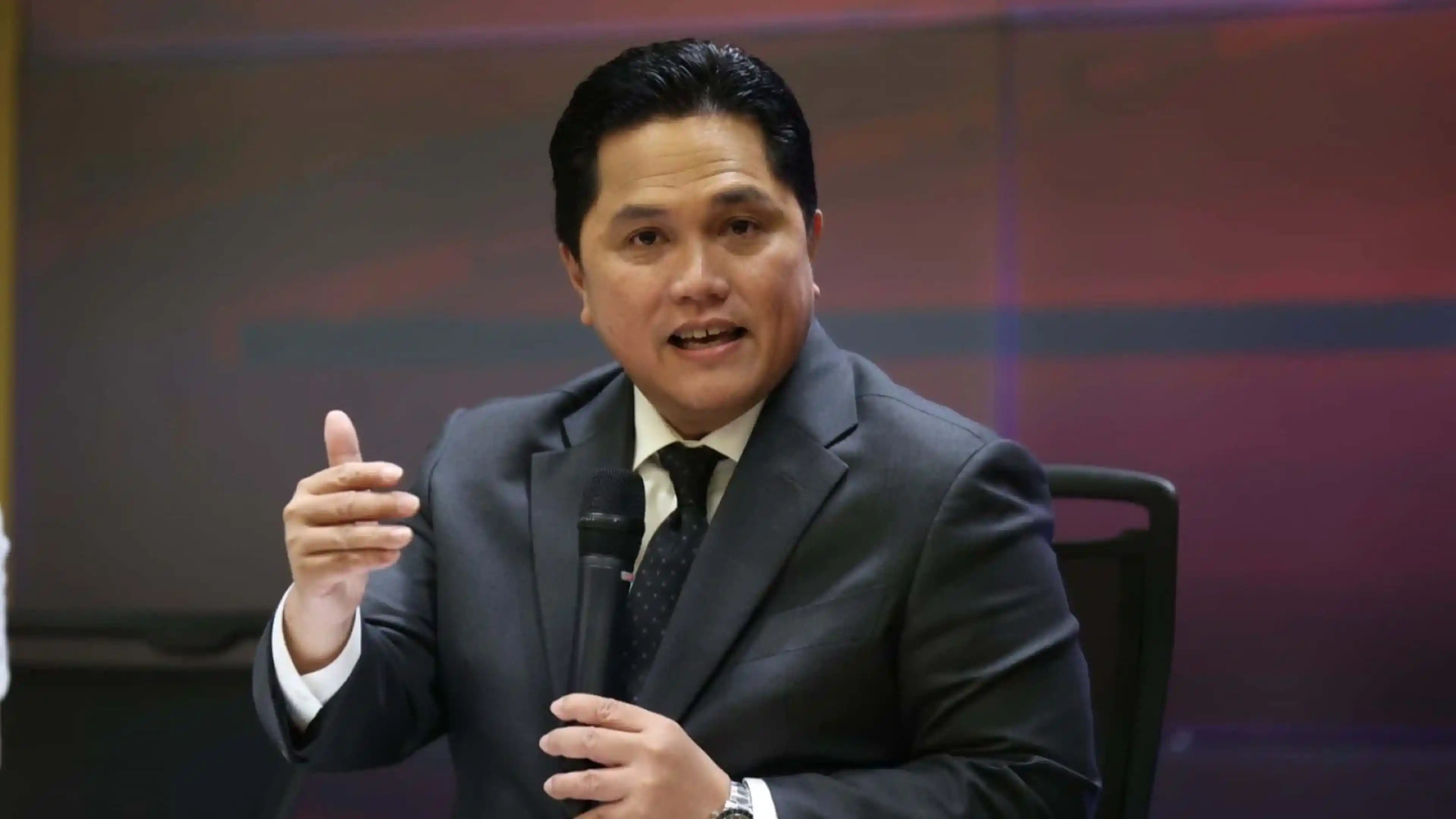Rangkap Jabatan Langgar UU, Erick Thohir Didesak Beri Klarifikasi